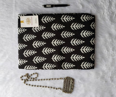 Mul Mul Soft Cotton Black Leaf print Saree