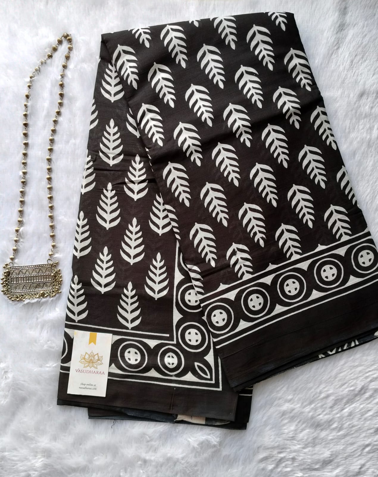 Mul Mul Soft Cotton Black Leaf print Saree